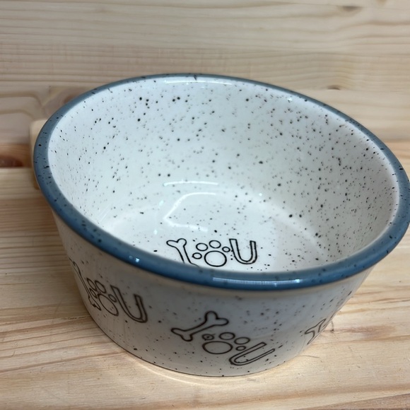 Ceramic pet bowl - Picture 1 of 4